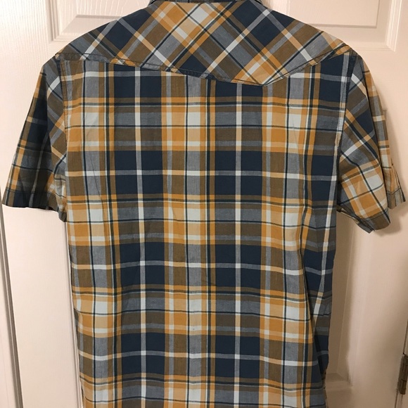 Fox SS Button Up - Picture 6 of 7